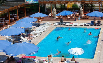 Hotel Central Mamaia World Travel Group